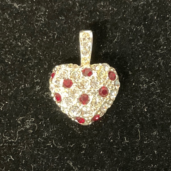 Jewelry - Rhinestone Heart Pendant